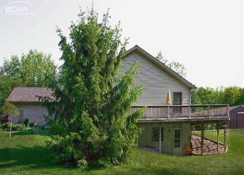 6156 North Belsay Road Flint, MI 48506 - Photo 14 of 26 20433926-13.JPG