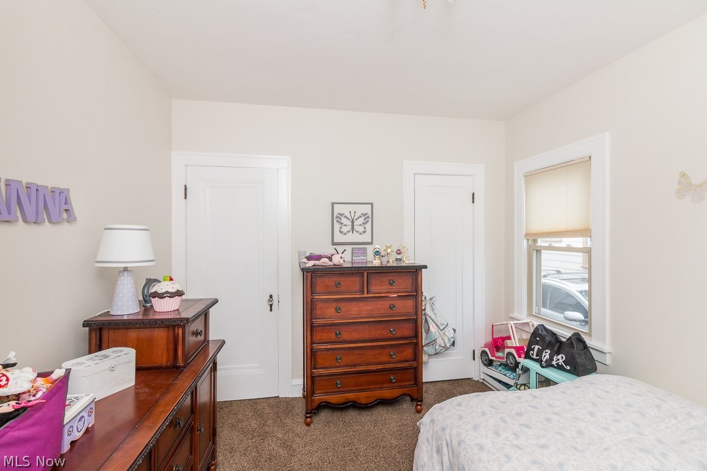 6137 Stanbury Road Parma, OH 44129 - Photo 13 of 26