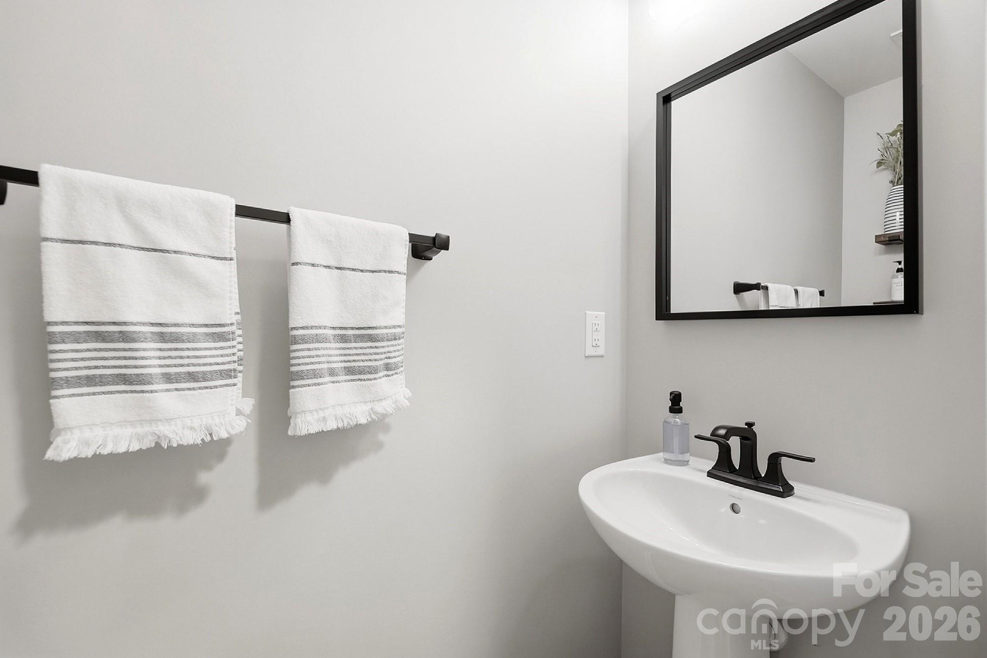 3224 Morgan Clark Road Charlotte, NC 28208 - Photo 7 of 46 Gallery Image 7