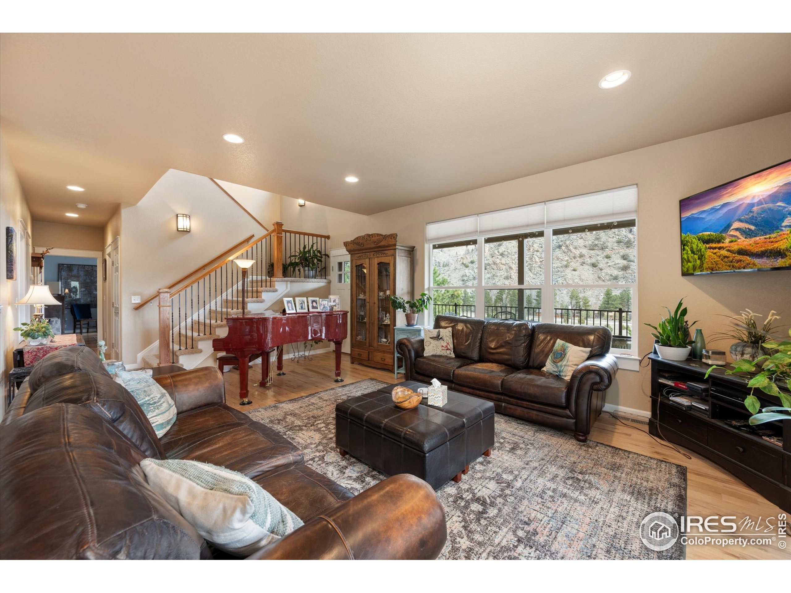 229 Rustic Road Bellvue, CO 80512 - Photo 18 of 50