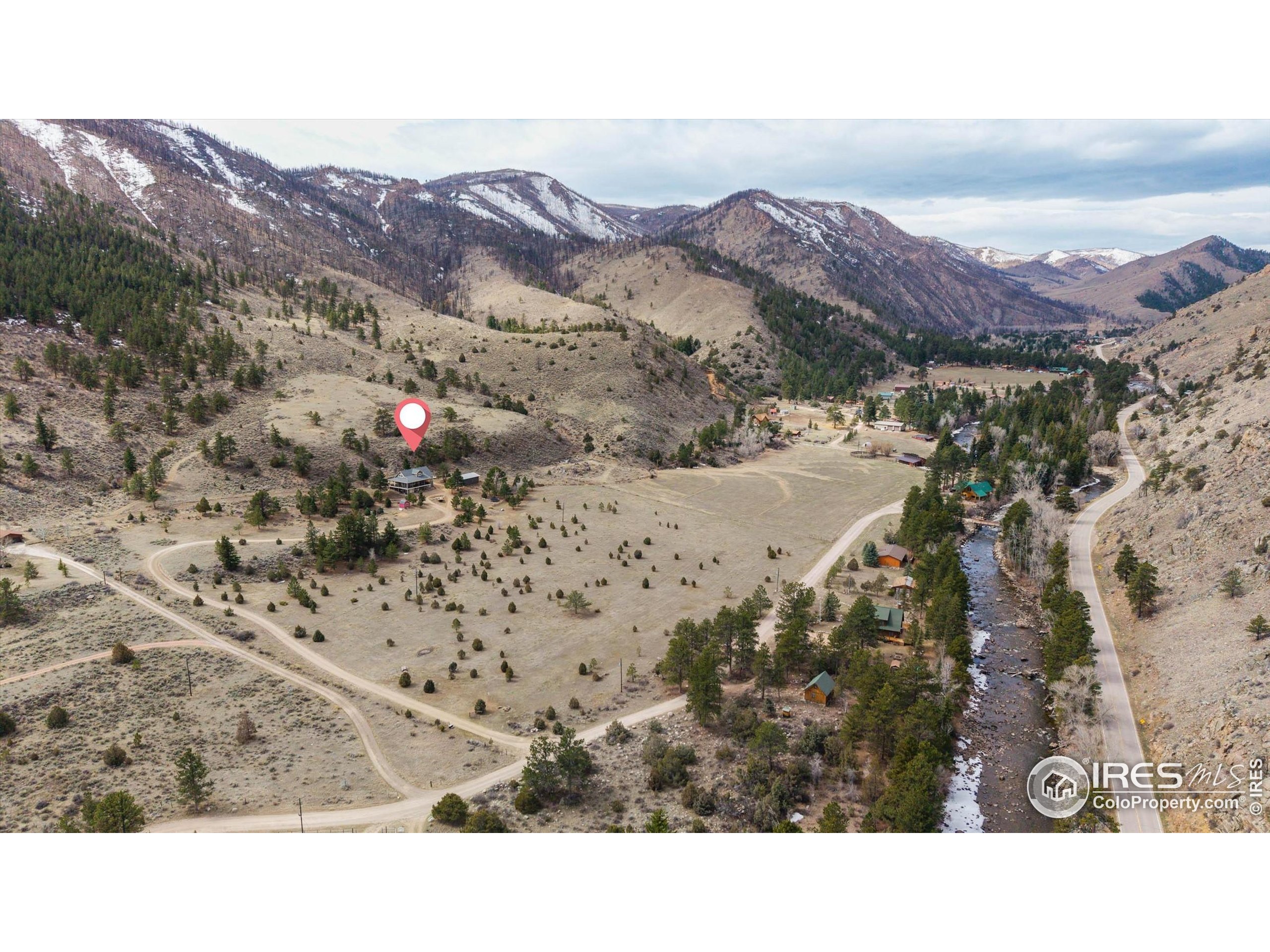 229 Rustic Road Bellvue, CO 80512 - Photo 5 of 50
