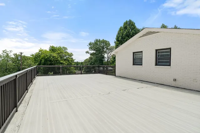 $565,000 | 213 Riverwood Drive, Hendersonville, TN 37075