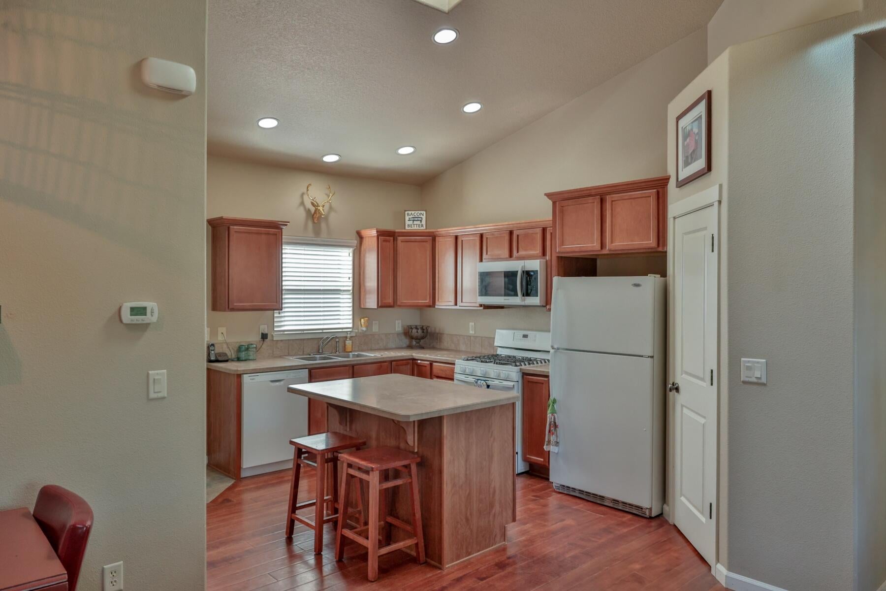 63752 Hunters Circle Bend, OR 97701 - Photo 10 of 25 batch_10. Hunters Circle