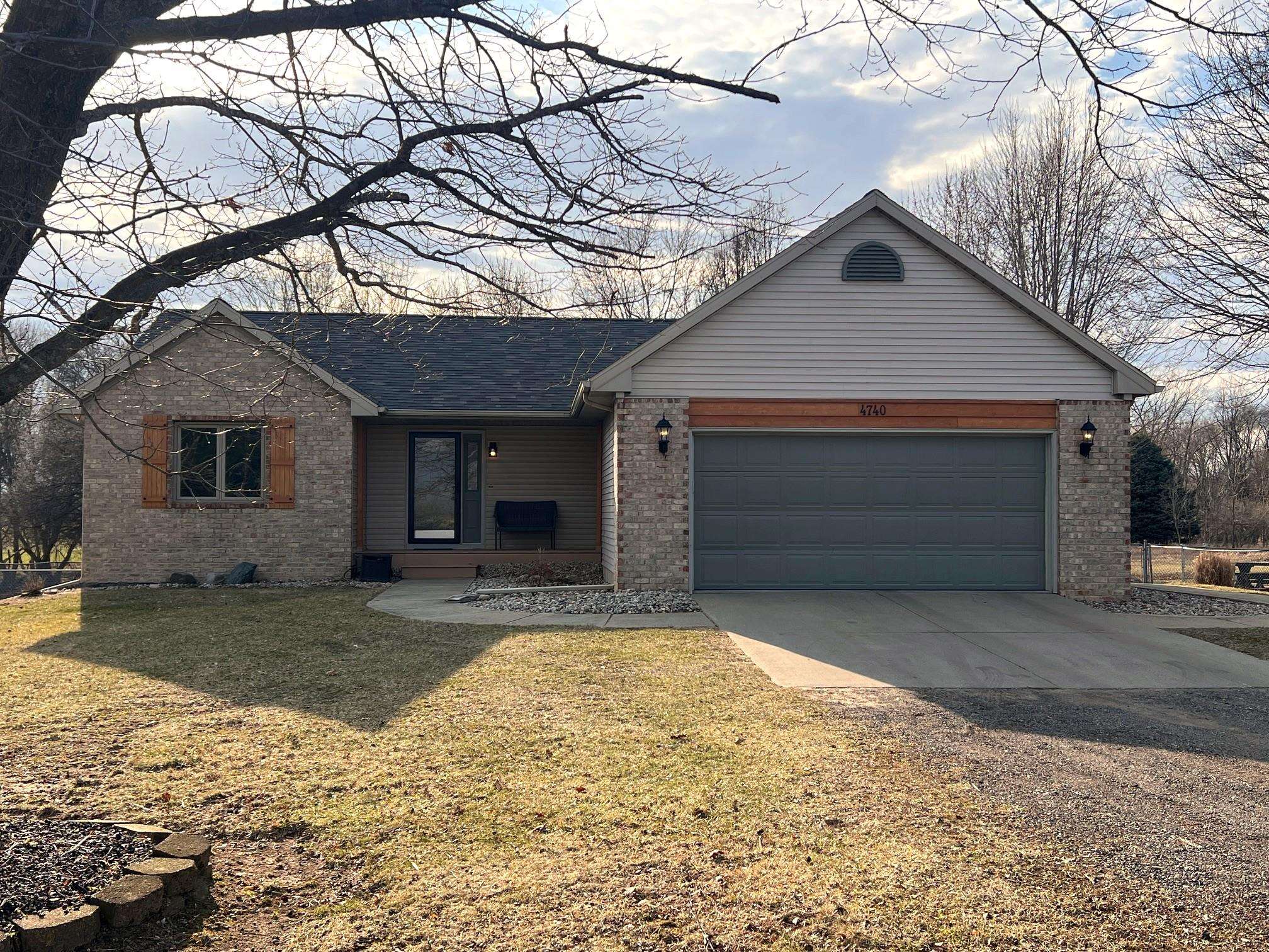 4740 South Francis Road St. Johns, MI 48879 - Photo 1 of 38