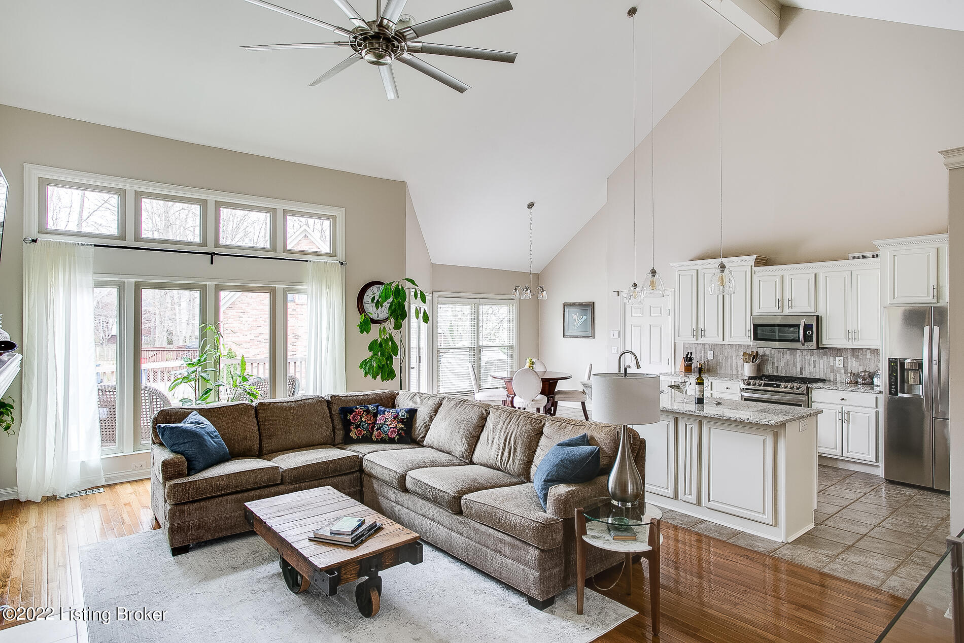 14036 Spring Mill Road Louisville, KY 40245 - Photo 15 of 58 Great room 2