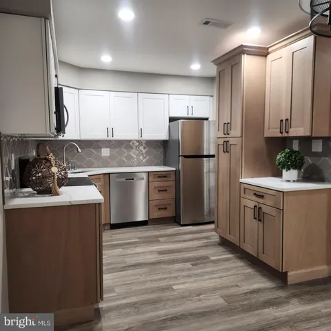 $2,450 | 16 Pickwick Place, Sewell, NJ 08080