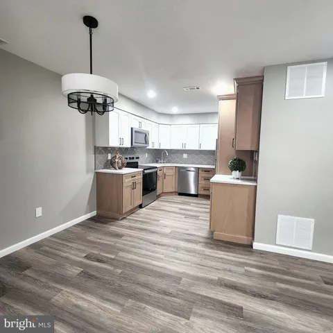 $2,450 | 16 Pickwick Place, Sewell, NJ 08080