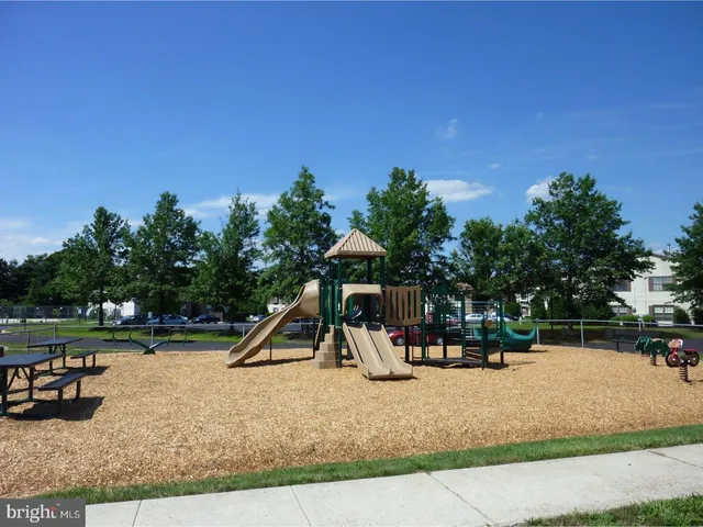 $2,450 | 16 Pickwick Place, Sewell, NJ 08080