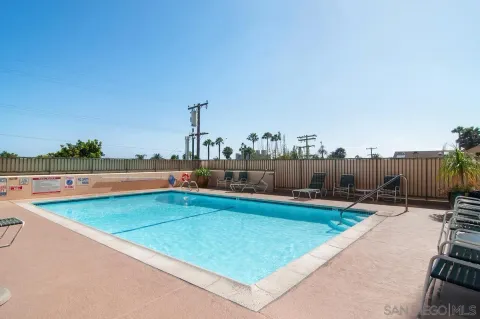 $945,000 | 4944 Cass Street, Unit 1102, San Diego, CA 92109