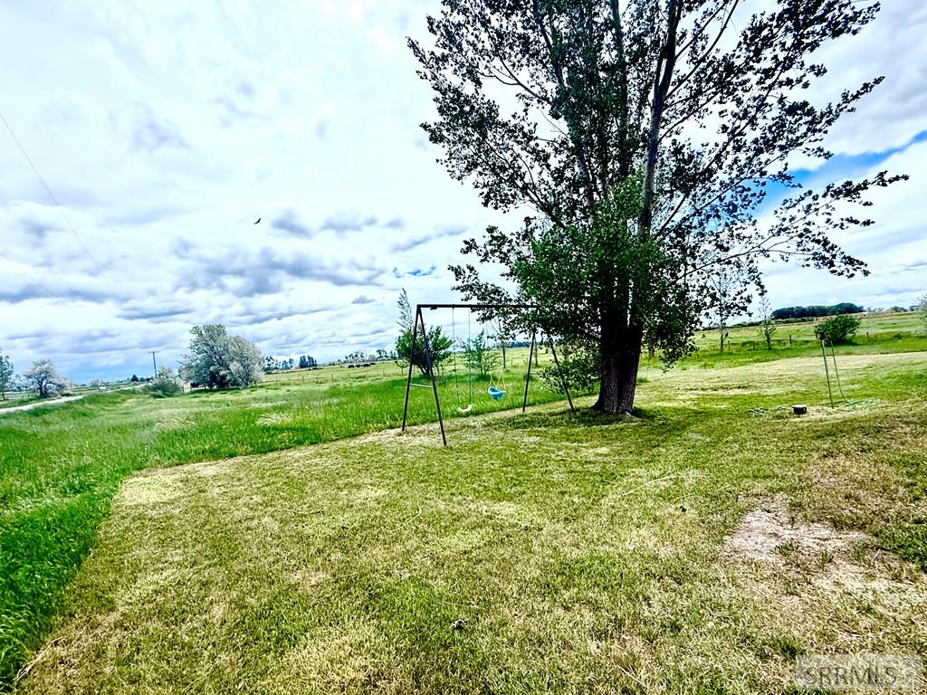 709 North 3400 East Menan, ID 83434 - Photo 7 of 22
