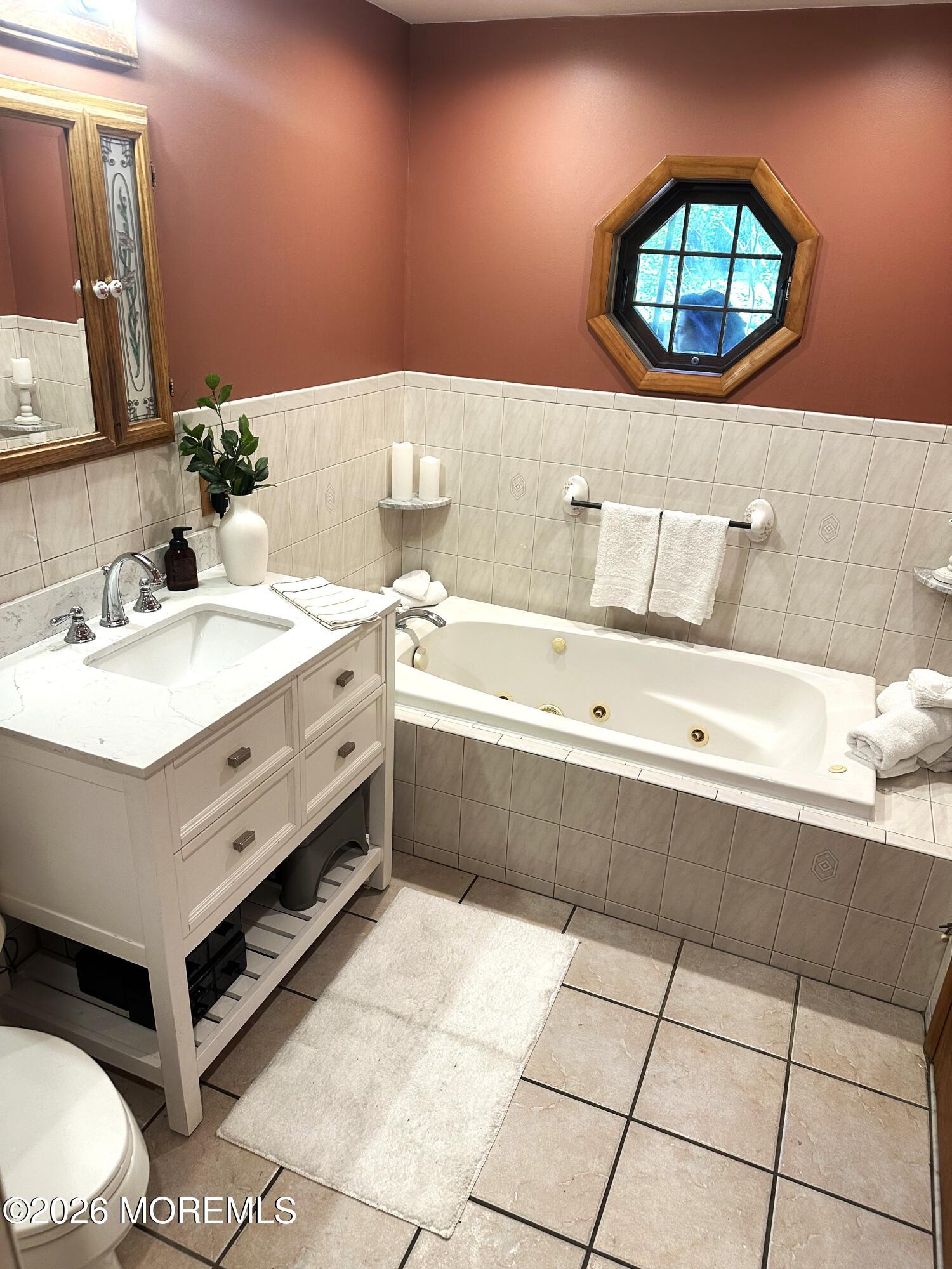 322 Kent Road Howell, NJ 07731 - Photo 33 of 53 spa tub