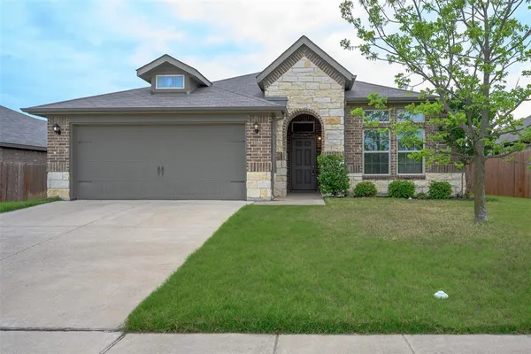 $2,480 | 2509 Doe Run, Weatherford, TX 76087