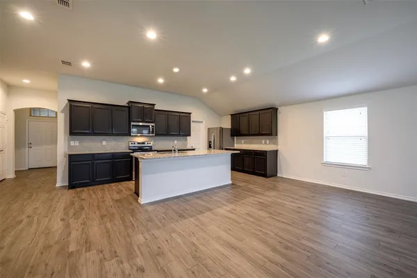 $2,480 | 2509 Doe Run, Weatherford, TX 76087