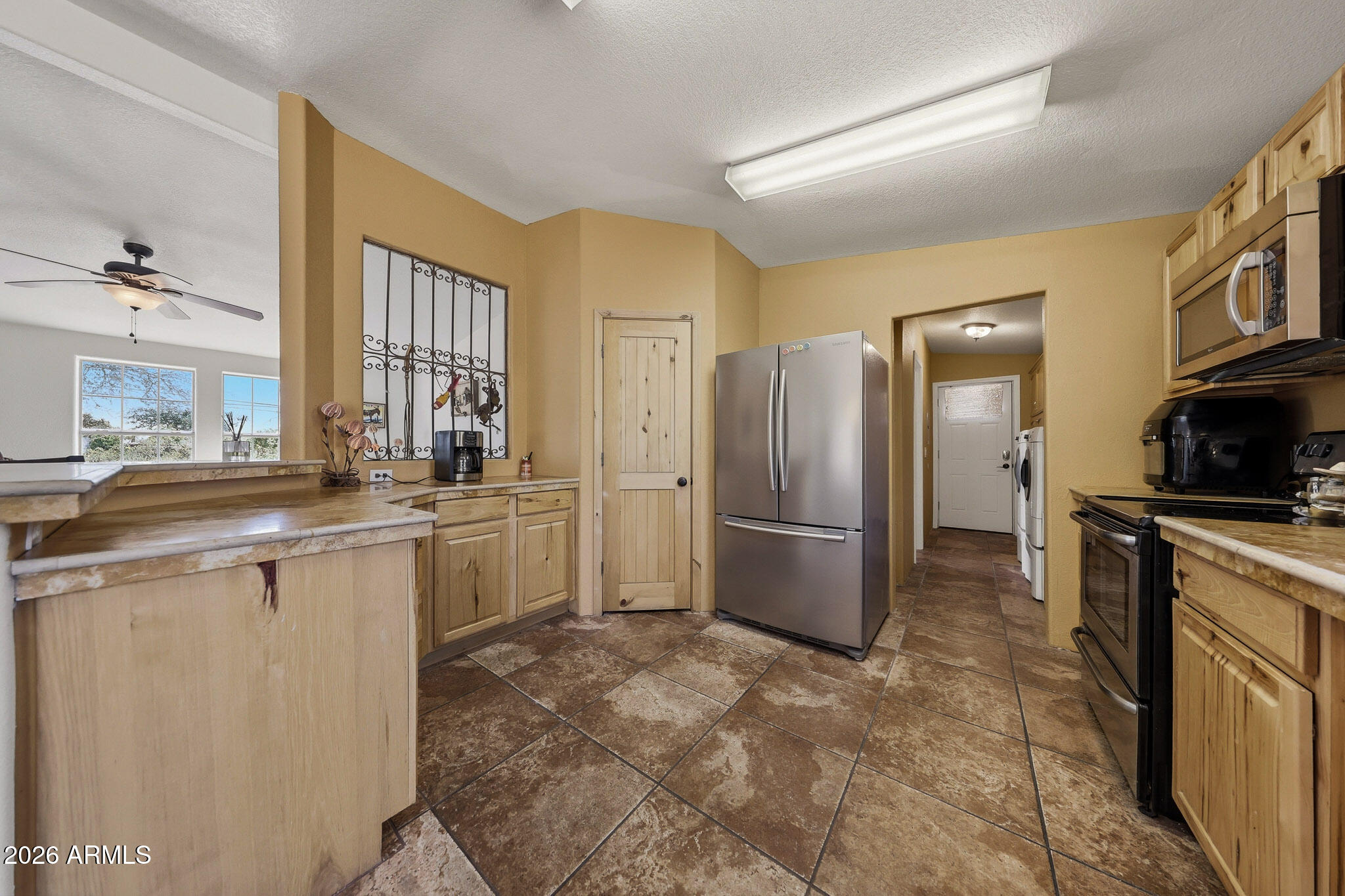 636 West Saddle Butte Street Apache Junction, AZ 85120 - Photo 14 of 74 B (8)