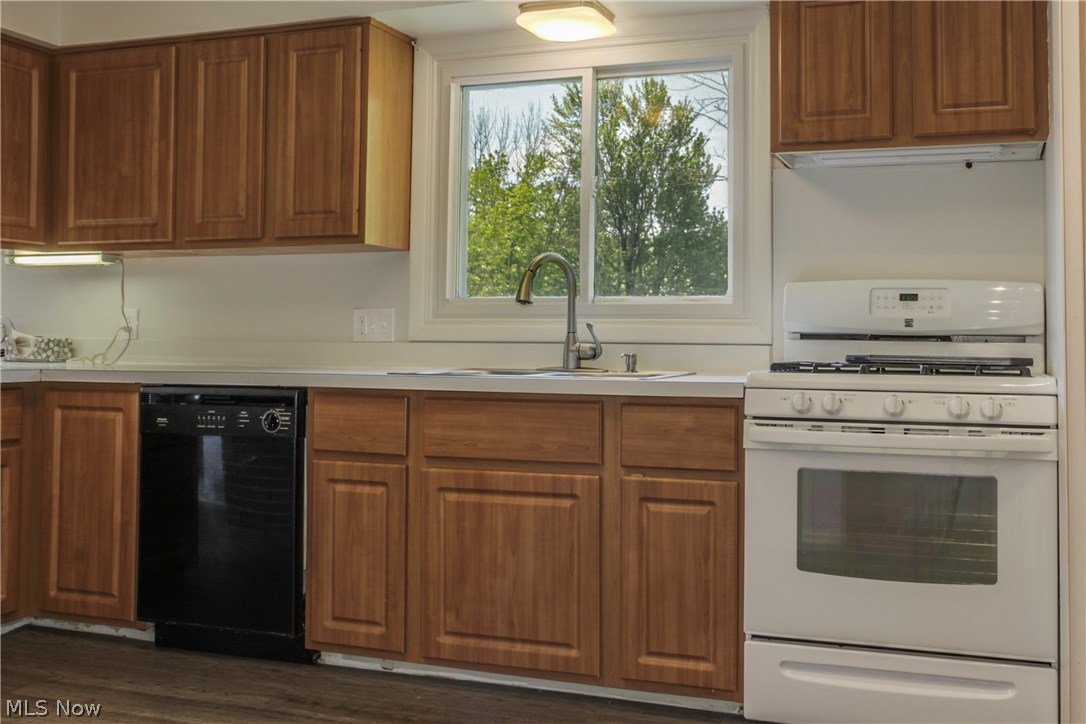2686 Harris Road Broadview Heights, OH 44147 - Photo 7 of 33 Gallery Image 7