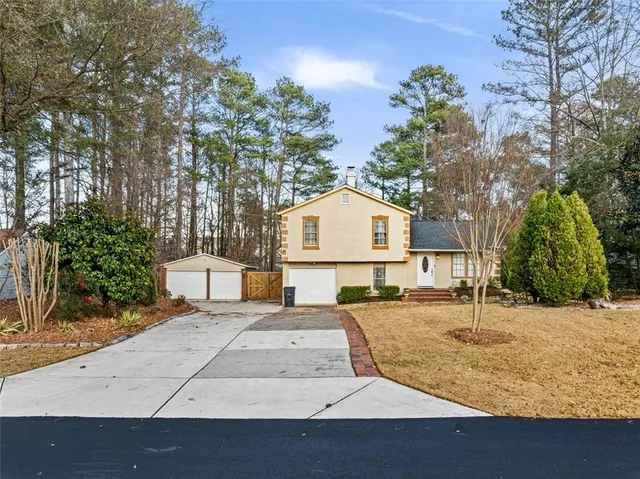 $399,000 | 1004 Sweetwater Circle Northwest, Lawrenceville, GA 30044