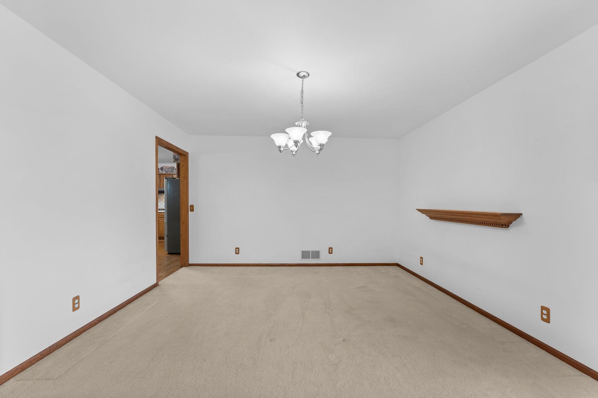 1407 Russet Circle Reedsburg, WI 53959 - Photo 11 of 74 Gallery Image 11