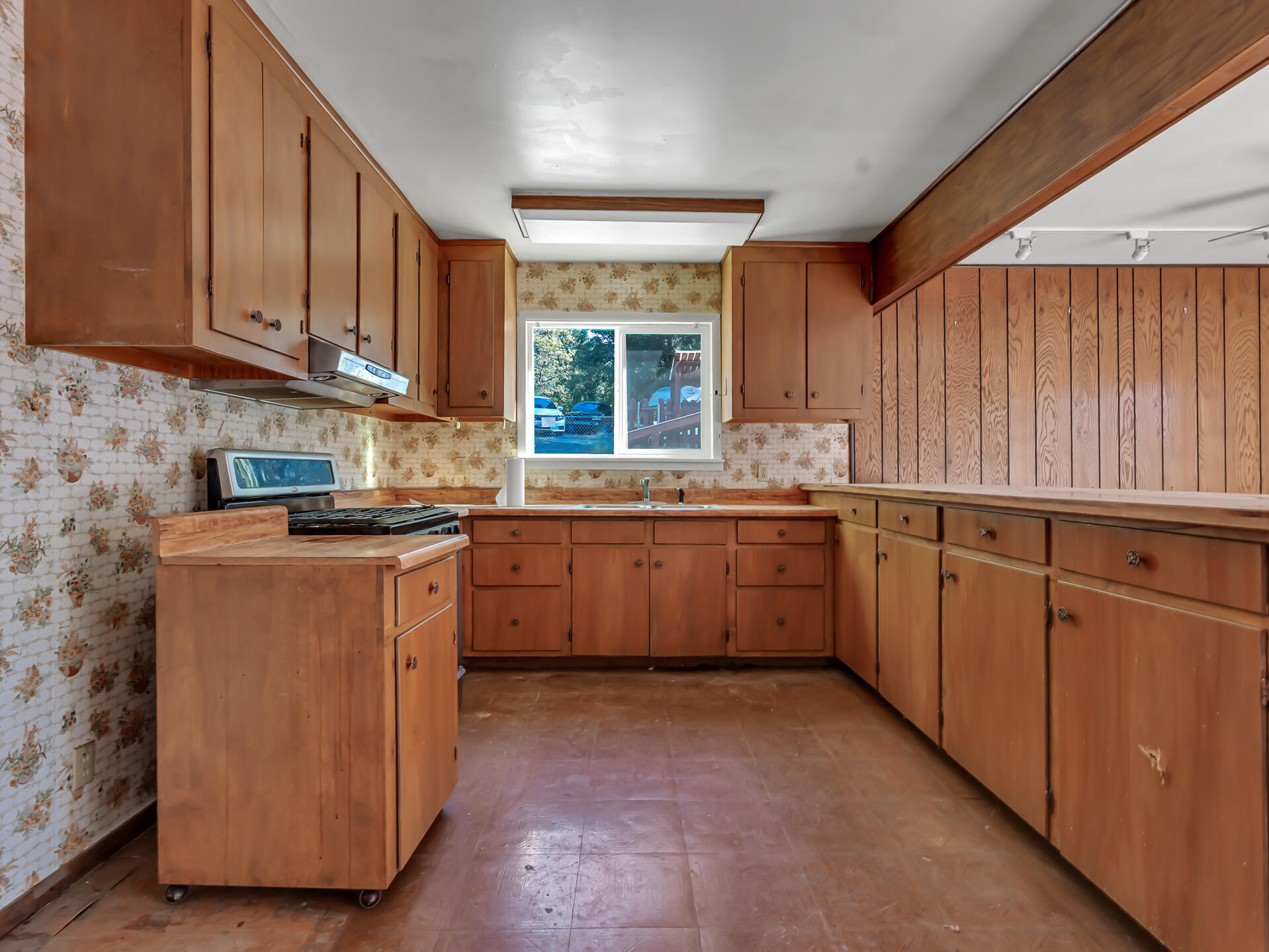 271 Millview Drive Trinity Center, CA 96091 - Photo 15 of 54 271MillviewDrive-26