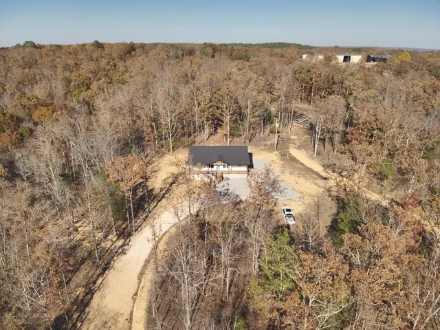 $325,000 | 2234 Highway 412, Linden, TN 37096