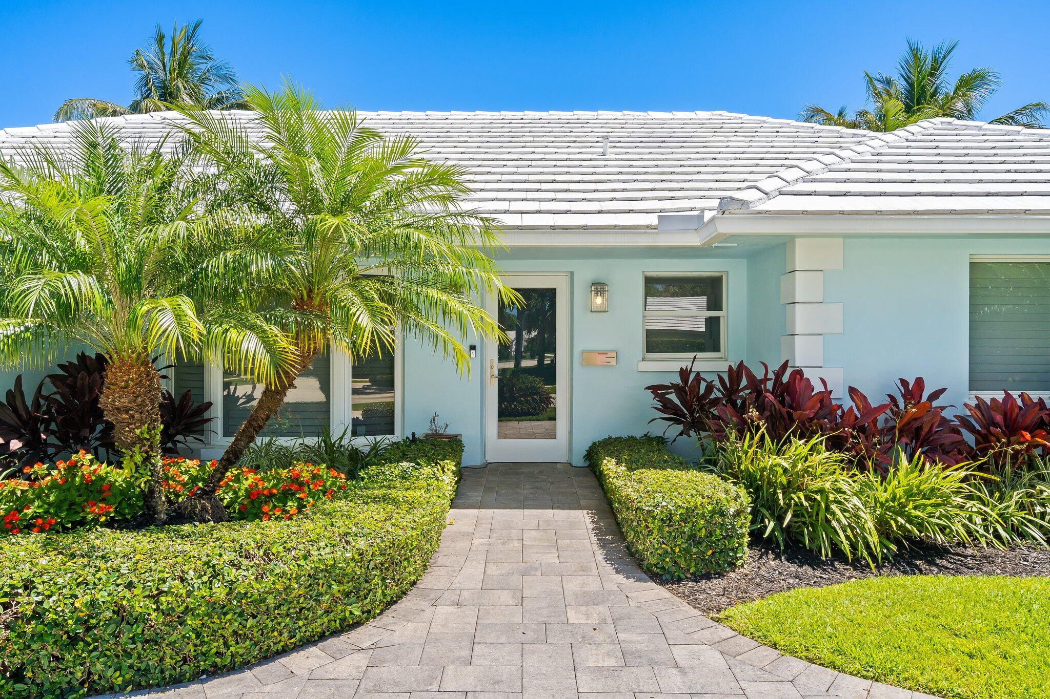 1090 Cypress Way Boca Raton, FL 33486 - Photo 4 of 40 a view of a entryway front of house