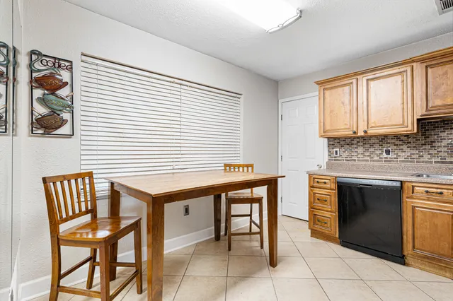 $300,000 | 115 Benarr Avenue Northwest, Fort Walton Beach, FL 32548