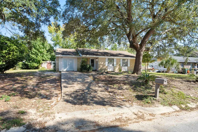 $300,000 | 115 Benarr Avenue Northwest, Fort Walton Beach, FL 32548