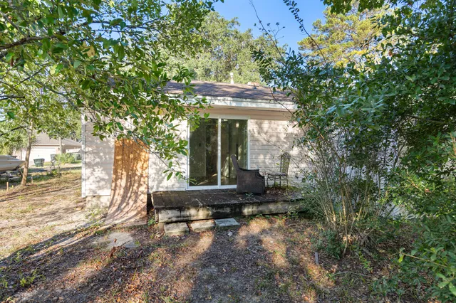 $300,000 | 115 Benarr Avenue Northwest, Fort Walton Beach, FL 32548