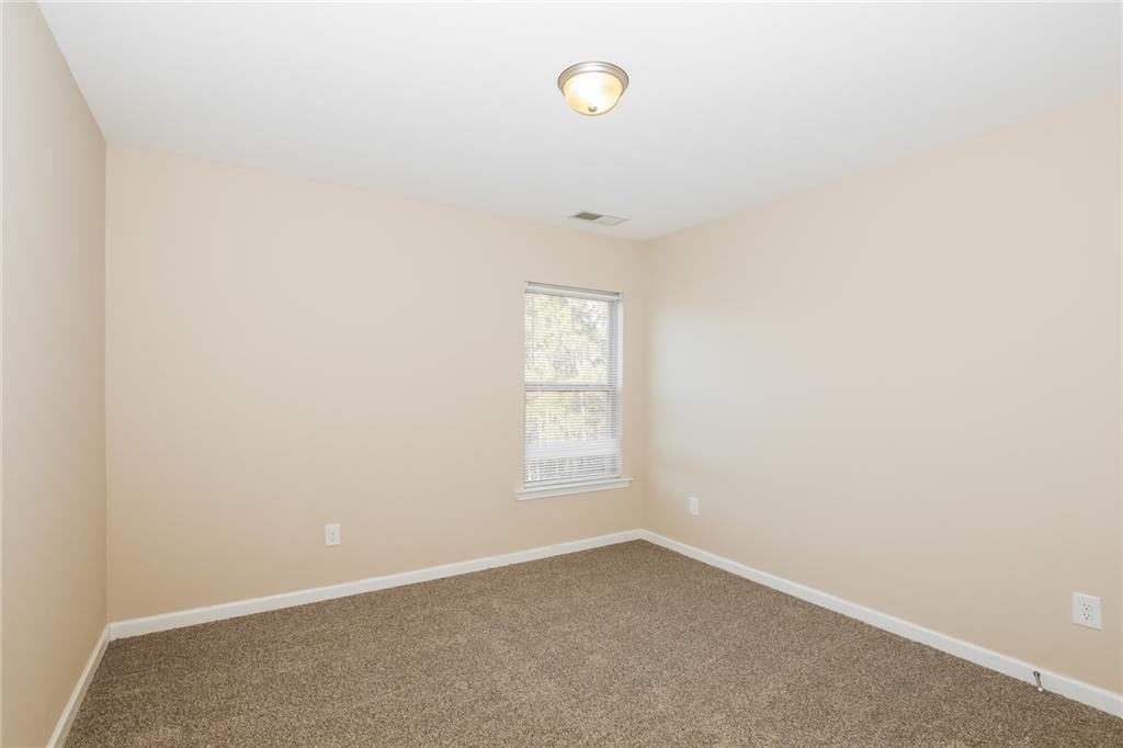 2523 Quincy Loop Fairburn, GA 30213 - Photo 12 of 17