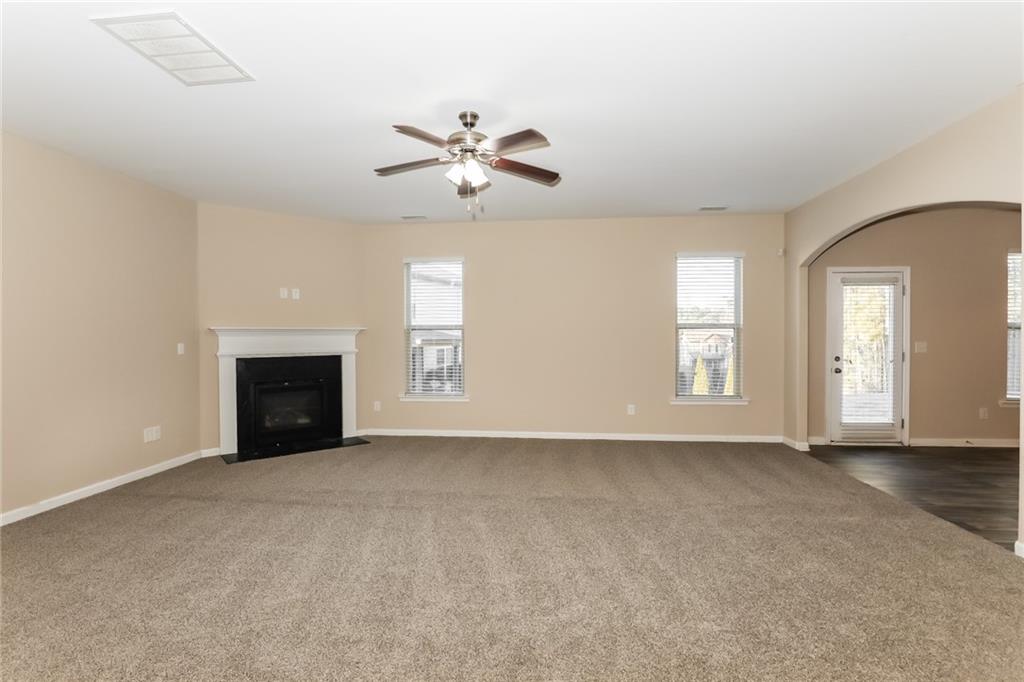 2523 Quincy Loop Fairburn, GA 30213 - Photo 3 of 17