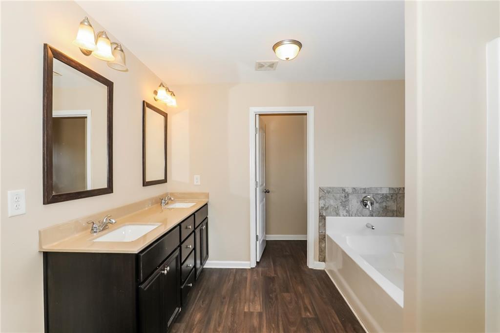 2523 Quincy Loop Fairburn, GA 30213 - Photo 10 of 17