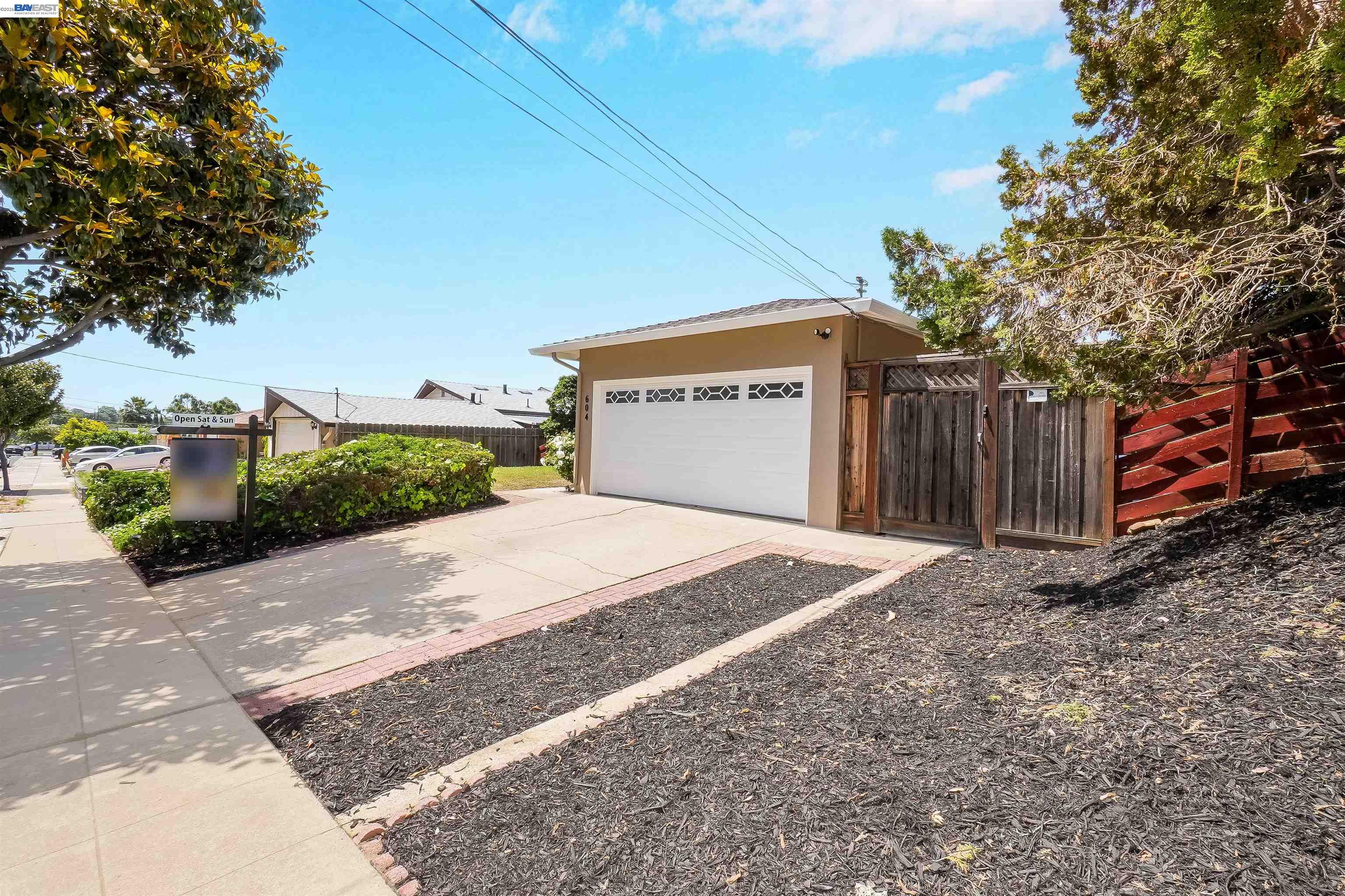 604 Jilliene Way Hayward, CA 94544 - Photo 3 of 62