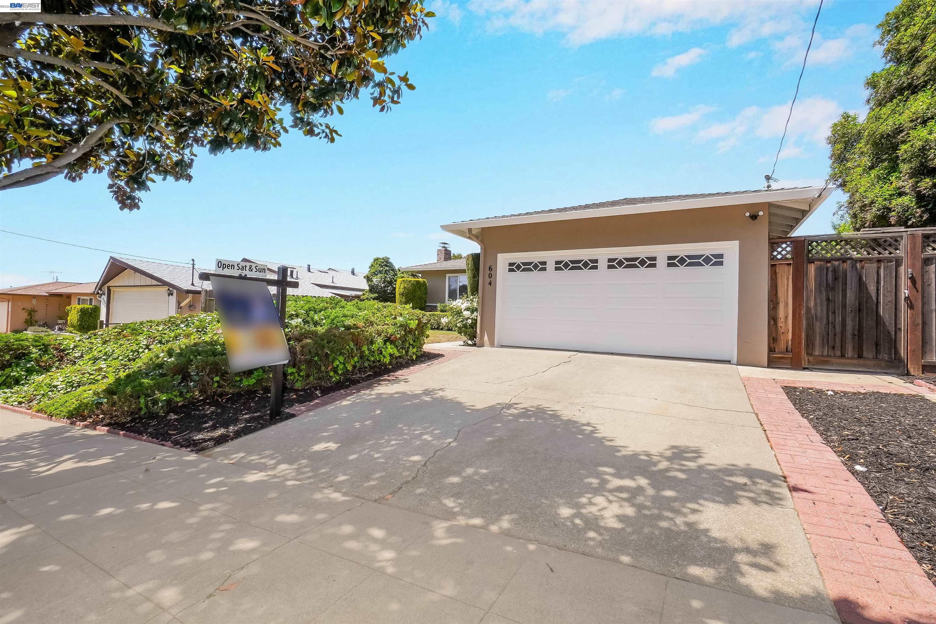 604 Jilliene Way Hayward, CA 94544 - Photo 4 of 62