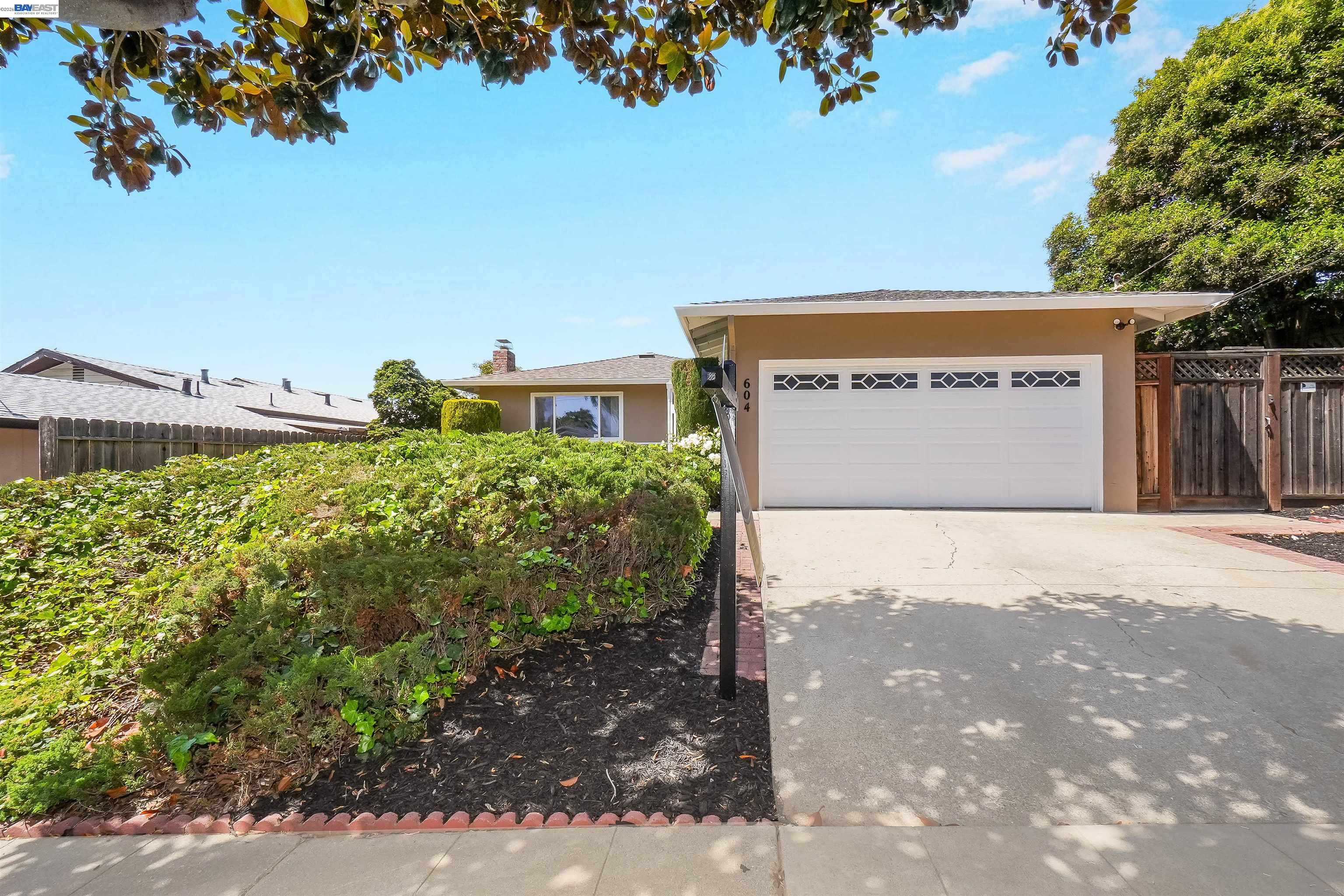 604 Jilliene Way Hayward, CA 94544 - Photo 5 of 62
