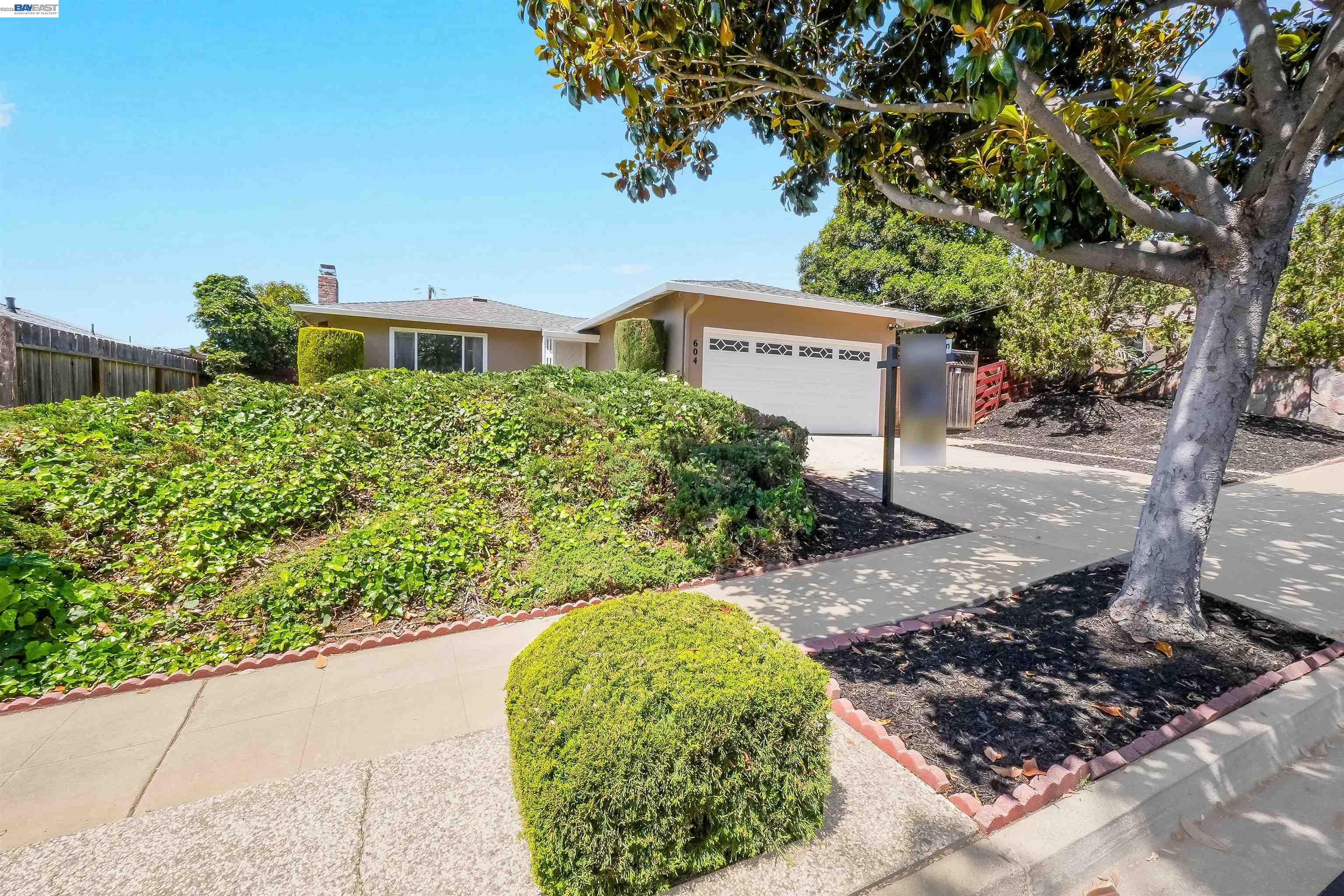 604 Jilliene Way Hayward, CA 94544 - Photo 7 of 62