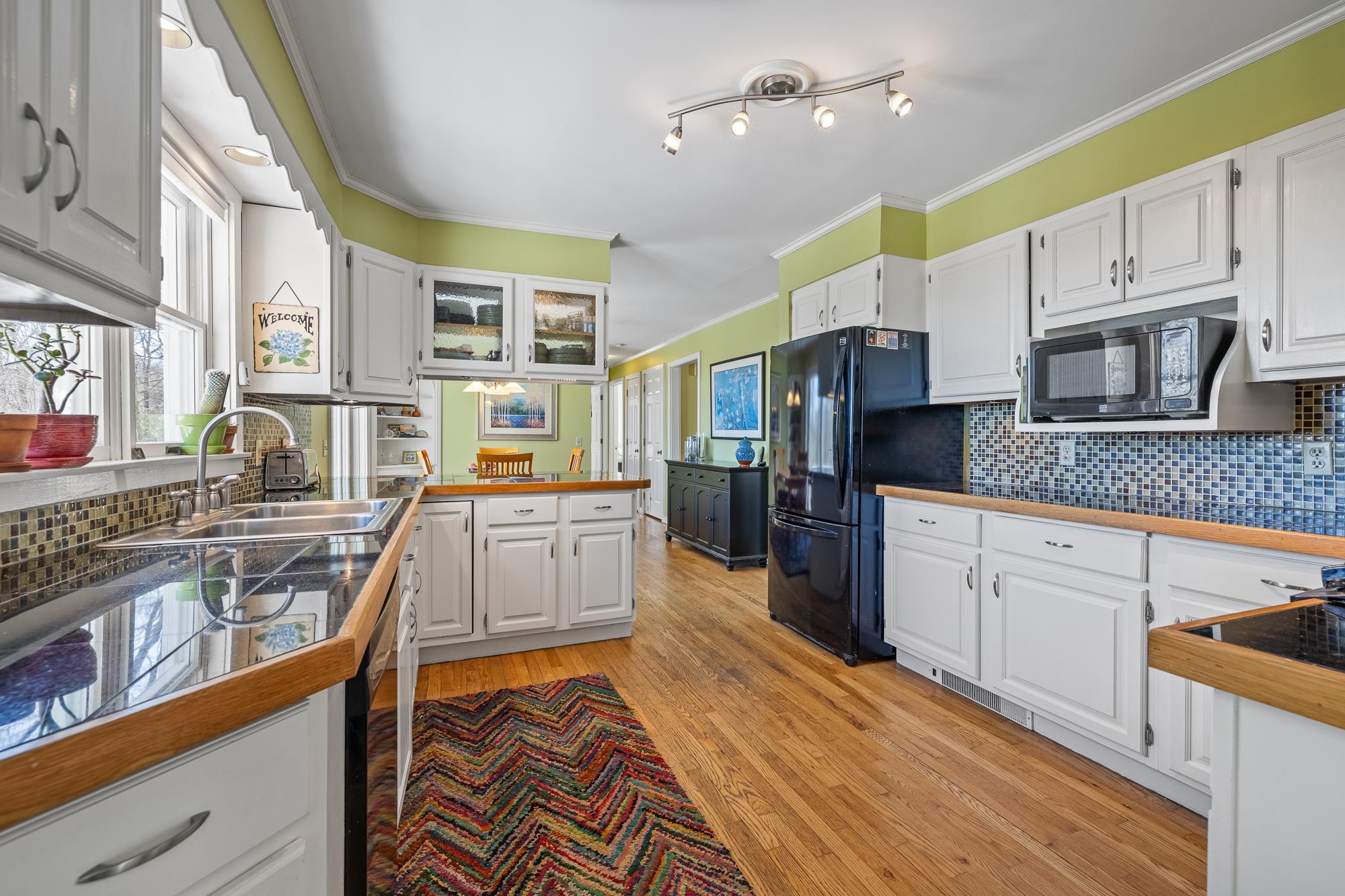 82 Button Hook Lane Barnard, VT 05068 - Photo 25 of 60