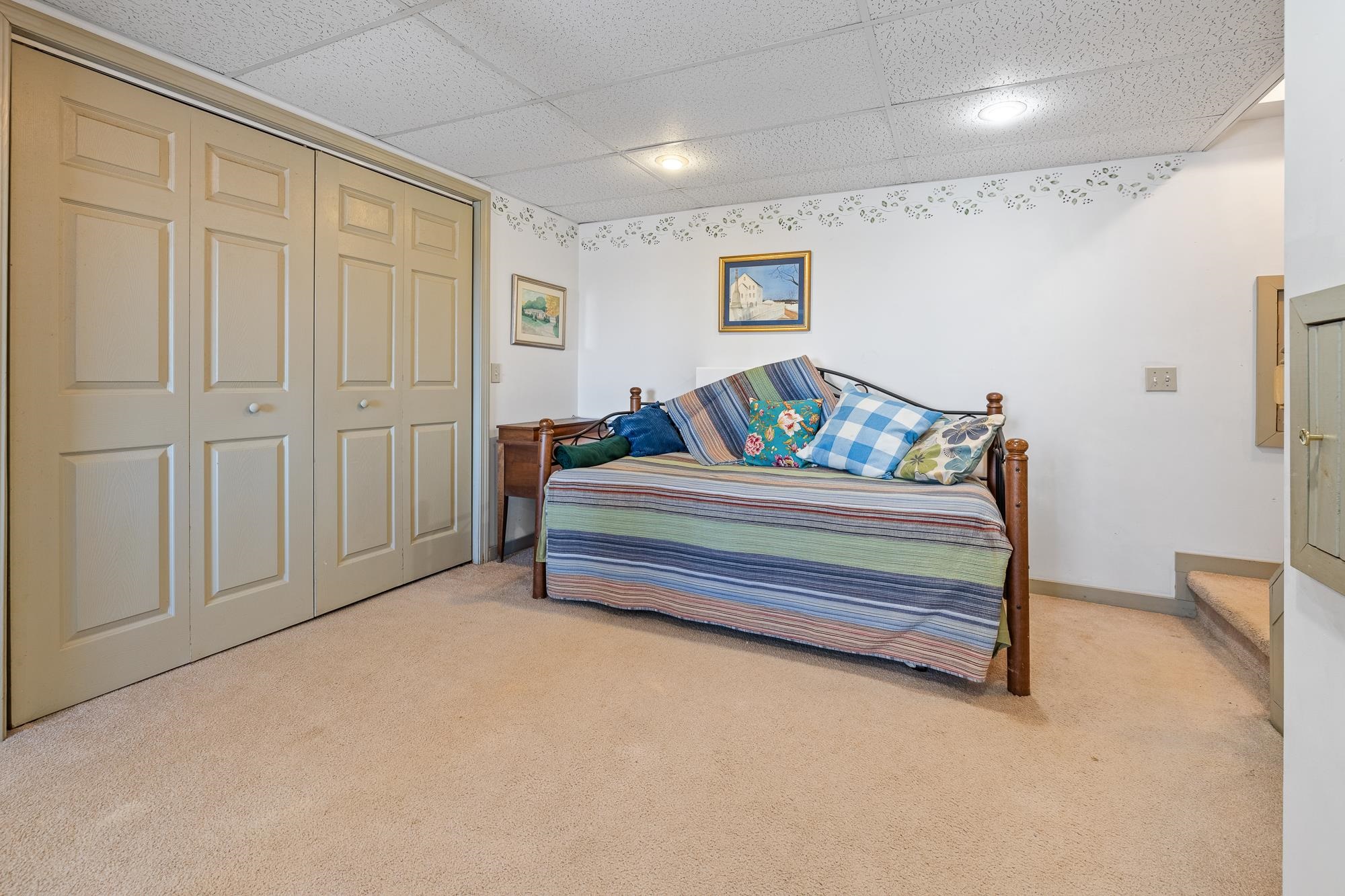 82 Button Hook Lane Barnard, VT 05068 - Photo 59 of 60