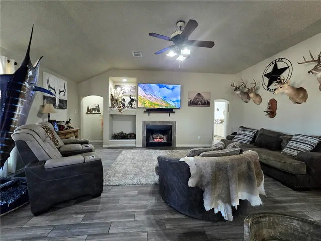 $549,999 | 16227 County Road 489, Brazoria, TX 77422