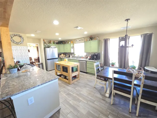 $549,999 | 16227 County Road 489, Brazoria, TX 77422