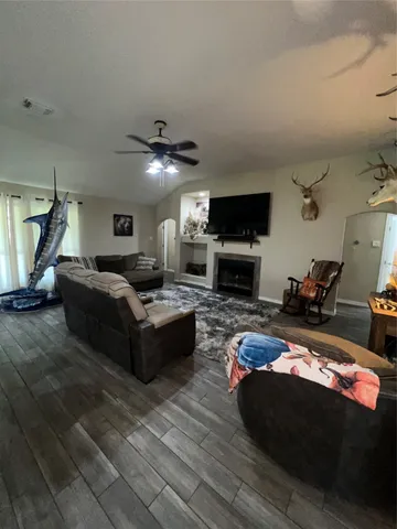 $569,900 | 16227 County Road 489, Brazoria, TX 77422