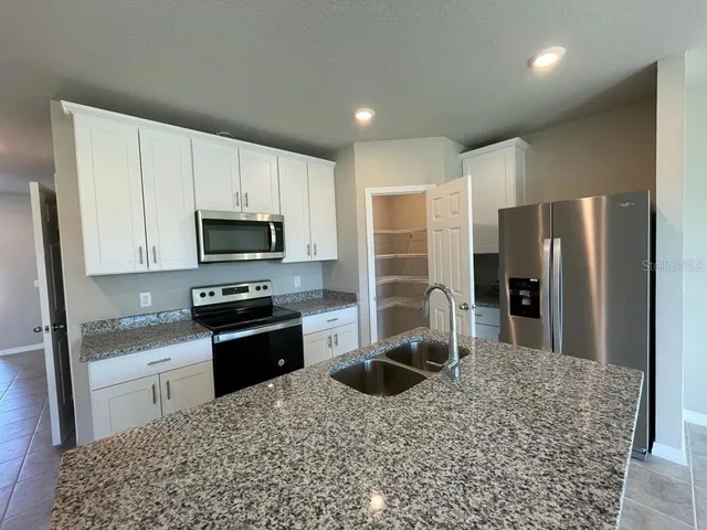 $2,000 | 762 Legacy Drive, Davenport, FL 33896