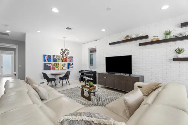 $1,799,900 | 1030 Faulkner Terrace, Palm Beach Gardens, FL 33418