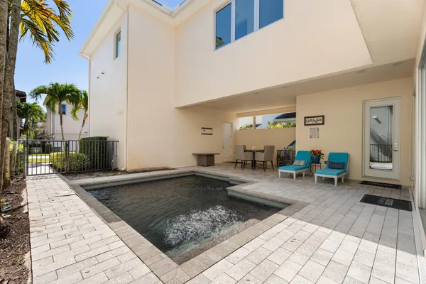$1,799,900 | 1030 Faulkner Terrace, Palm Beach Gardens, FL 33418