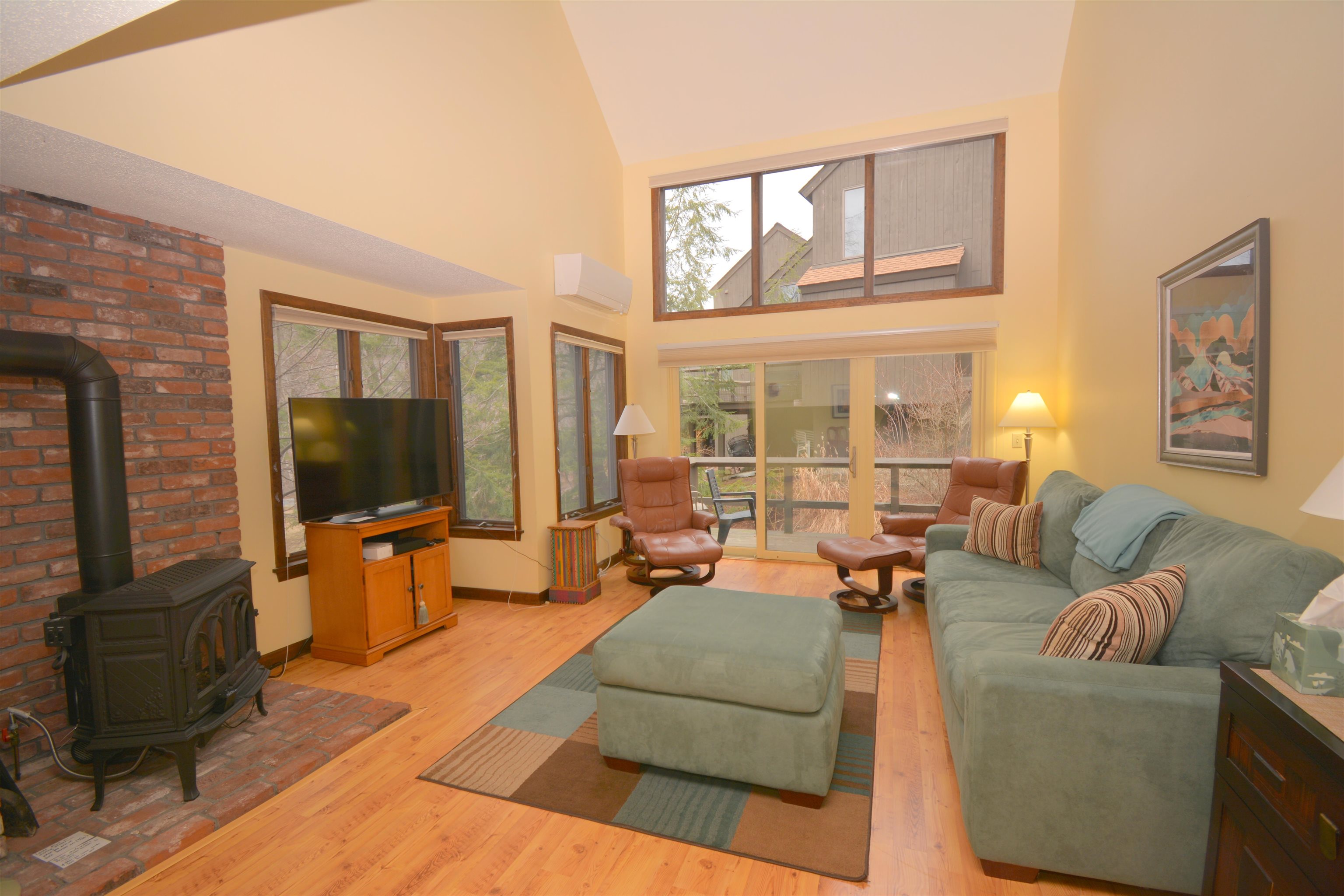 626 Otter Road, Unit 626 Grantham, NH 03753 - Photo 2 of 38