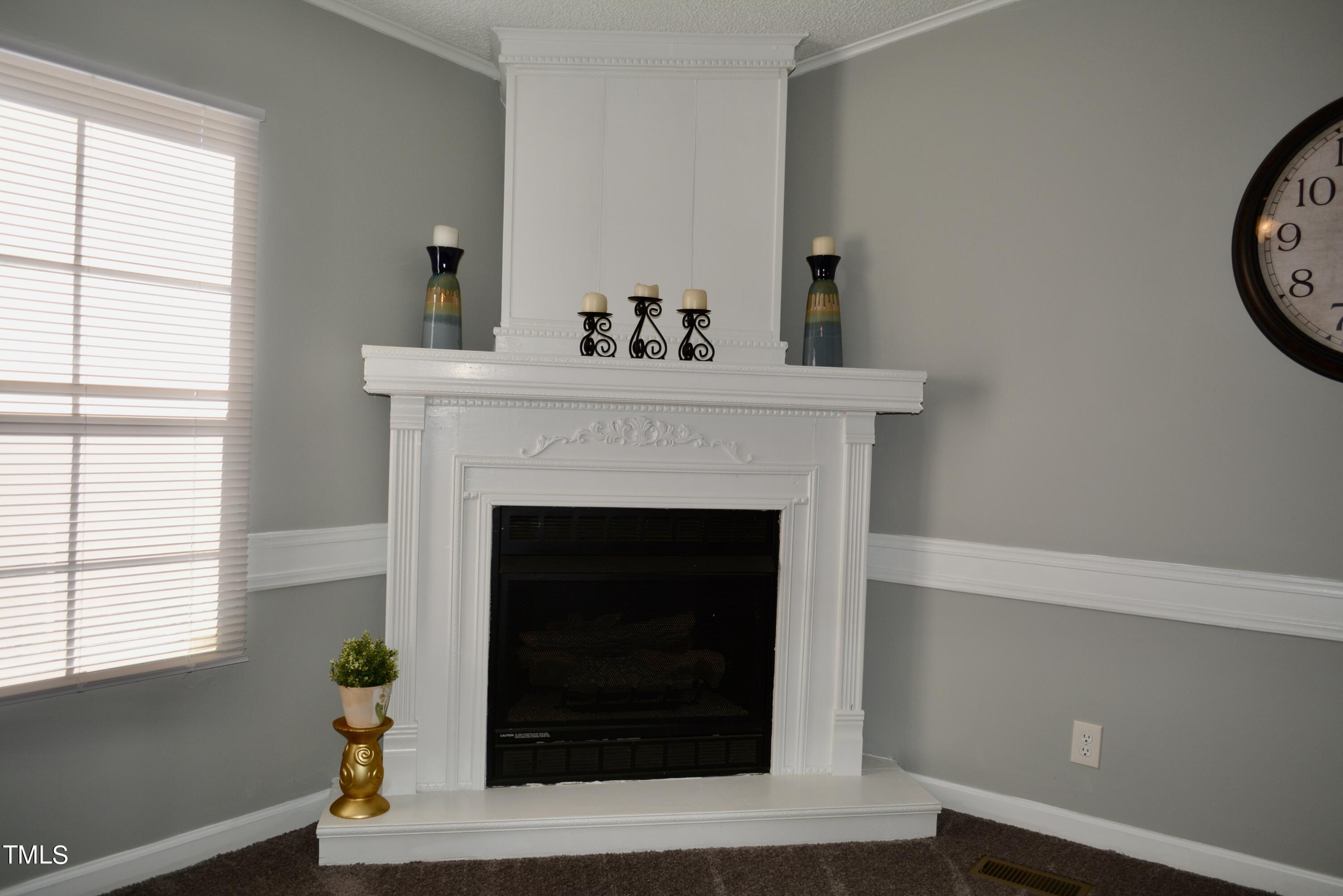 1434 Elliot Farm Road Fayetteville, NC 28311 - Photo 5 of 25 DSC_1966