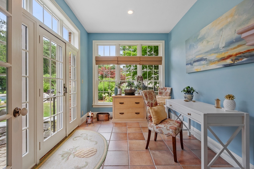 98 Fox Run Road Bolton, MA 01740 - Photo 10 of 42 a room with furniture and a window