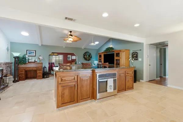 $469,000 | 1273 Bundy Avenue, Clovis, CA 93611