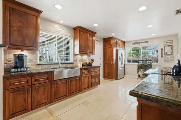 $469,000 | 1273 Bundy Avenue, Clovis, CA 93611