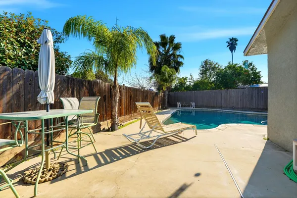 $469,000 | 1273 Bundy Avenue, Clovis, CA 93611