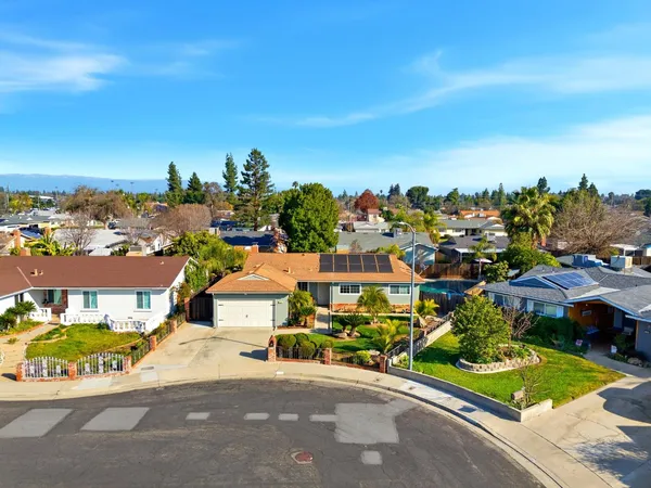 $469,000 | 1273 Bundy Avenue, Clovis, CA 93611