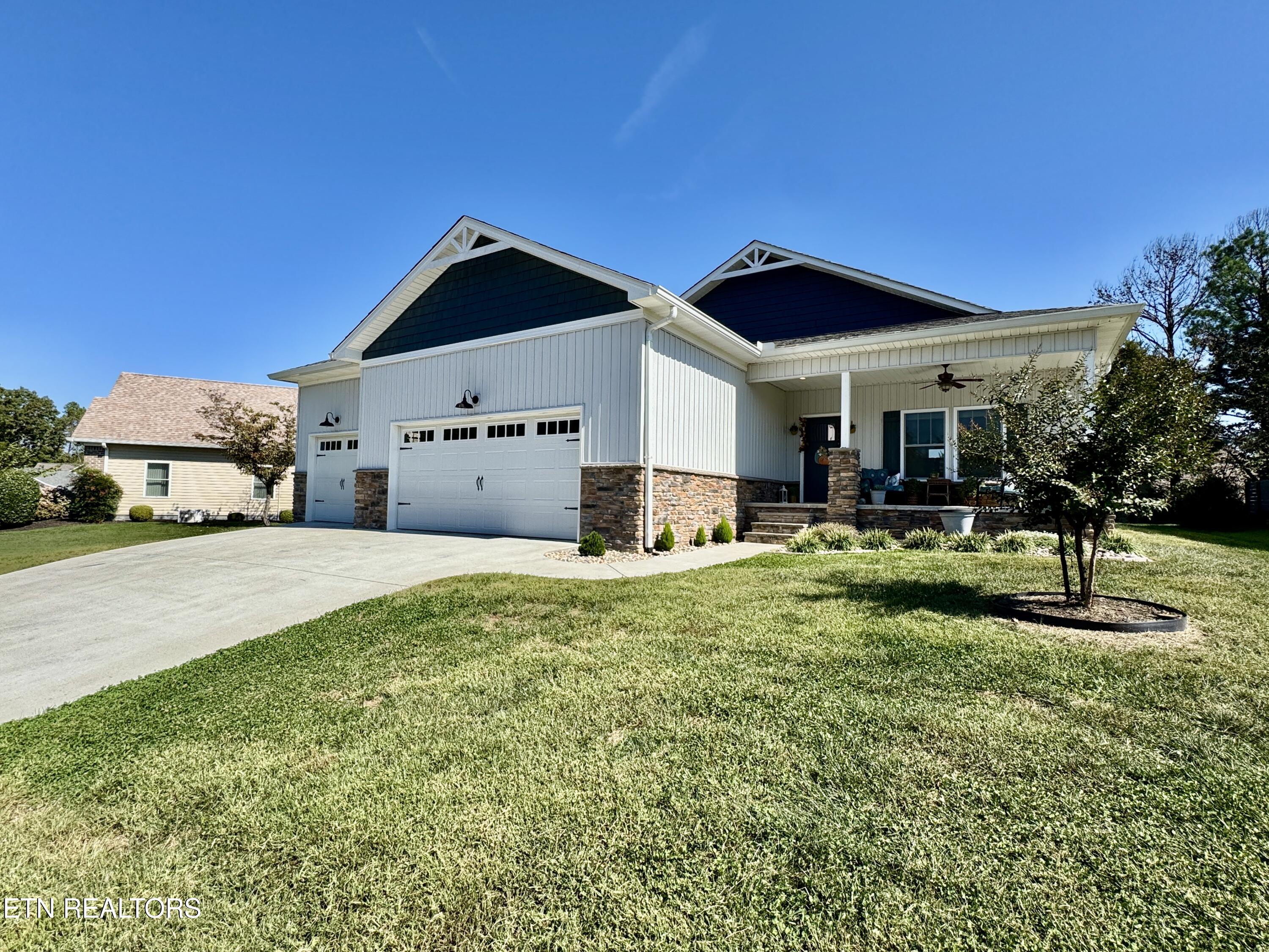 170 Elokwa Way Loudon, TN 37774 - Photo 2 of 46 5